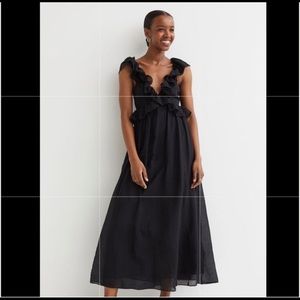 Long black backless dress